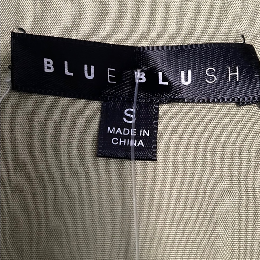 Blue Blush Green Ruched Wrap Romper - Picture 3 of 5